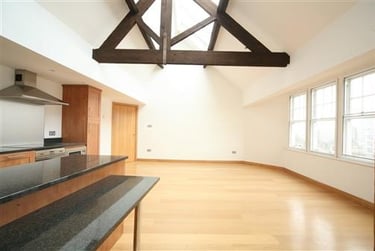 2 bed flat, Murton House, City Centre, Newcastle, NE15JQ - Image 1